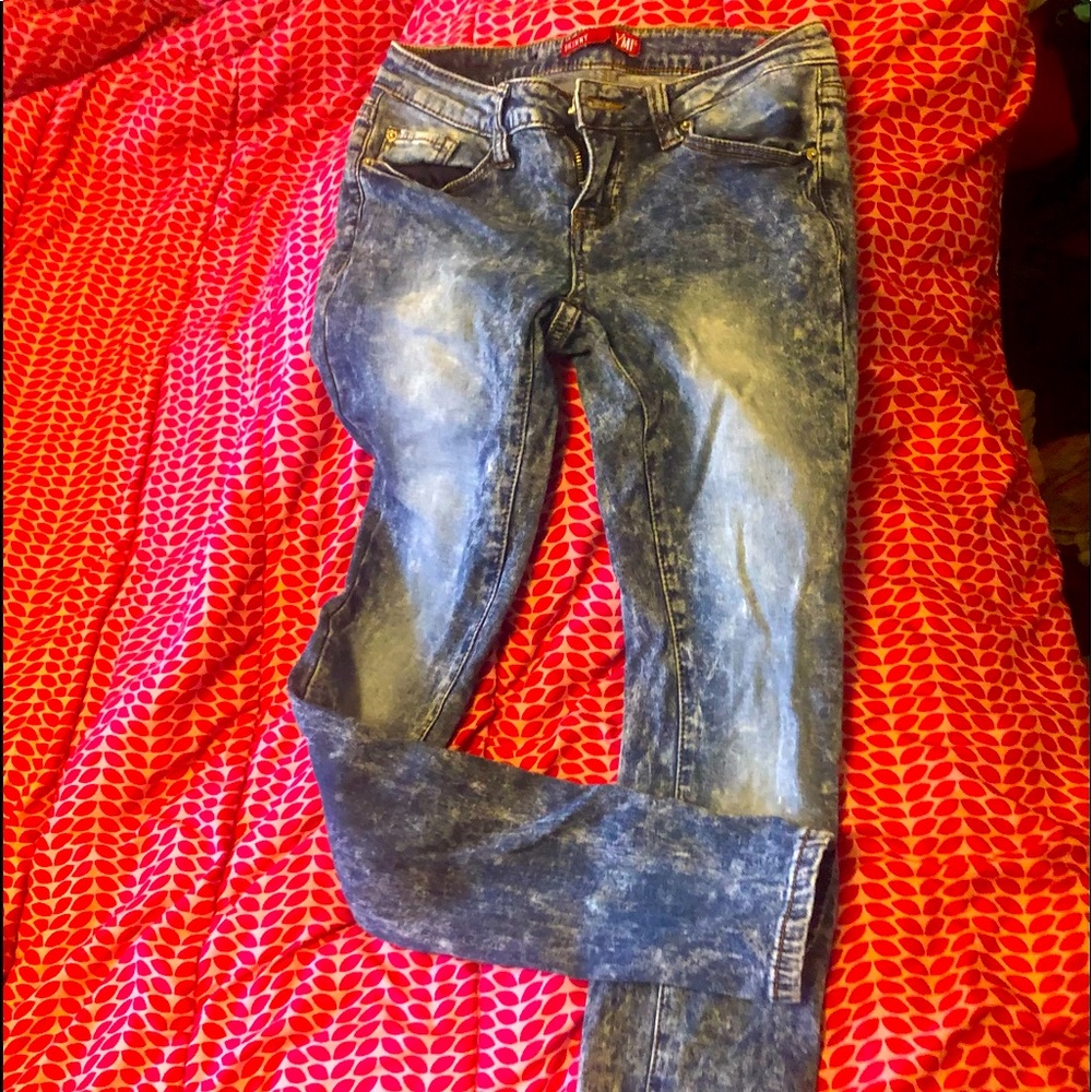 YMI acid wash skinny jeans juniors size 3. Excellent condition